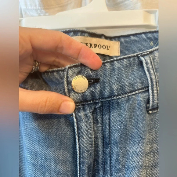 EUC Liverpool Jeans The Crop Boyfriend Embroidered Jeans size 6 / 28 - Picture 5 of 13